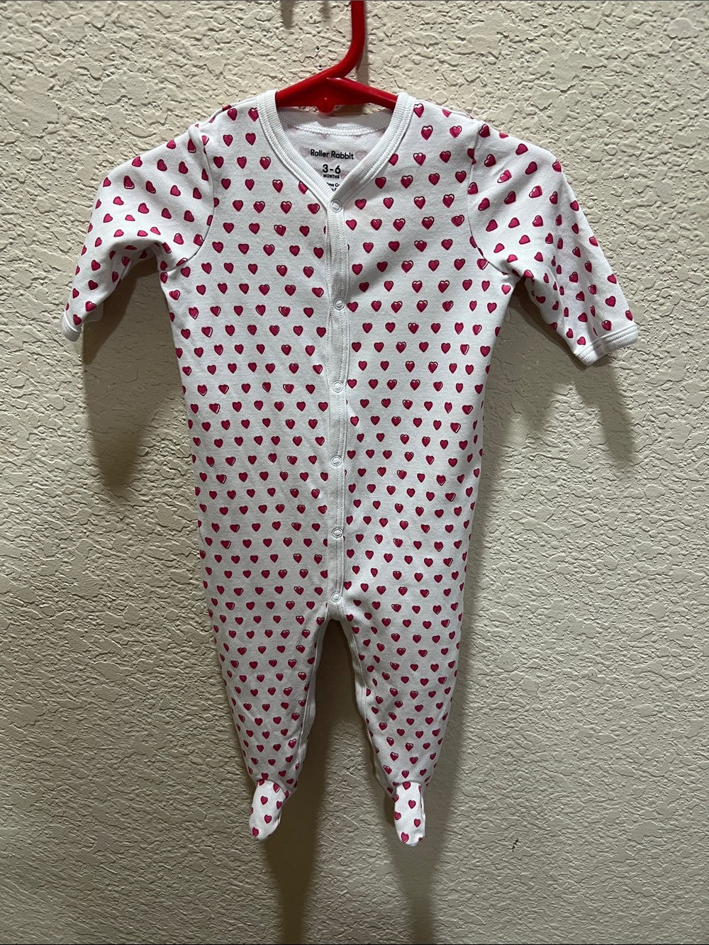 Roller Rabbit heart footies w/snaps size 3-6M